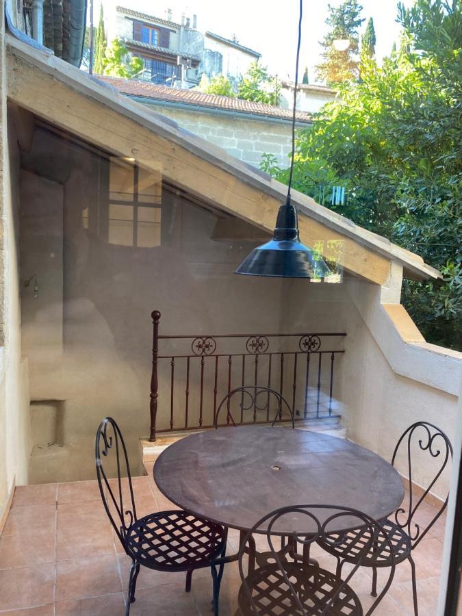 ヴィルヌーヴ・レ・ザヴィニョンDuplex De Charmeアパートメント エクステリア 写真